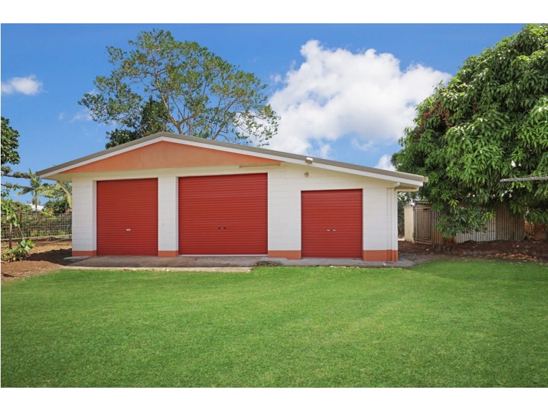 6 Card Avenue, Manunda QLD 4870
