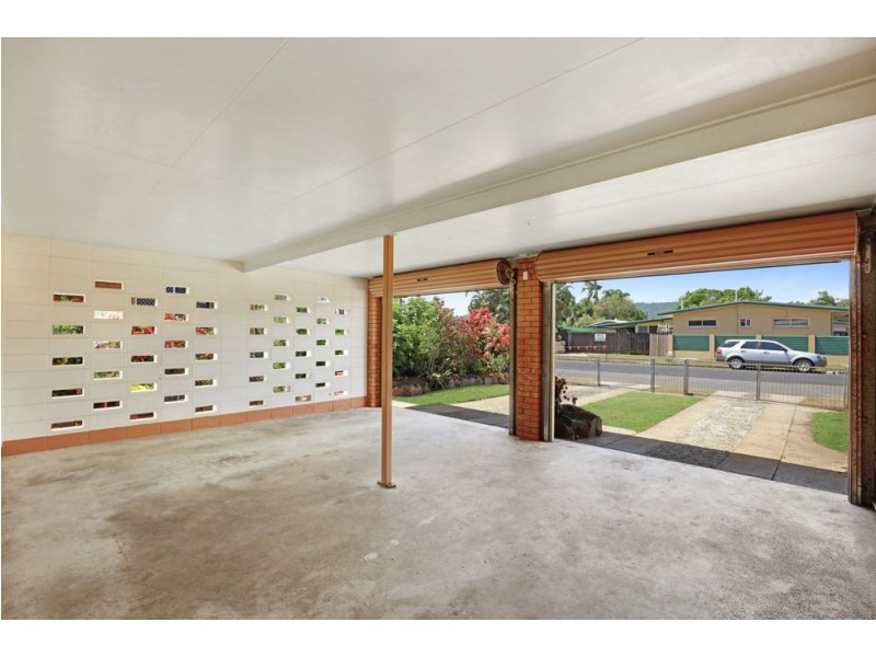 6 Card Avenue, Manunda QLD 4870