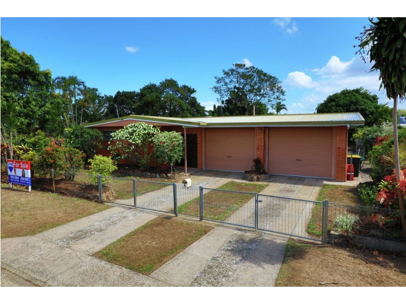 6 Card Avenue, Manunda QLD 4870