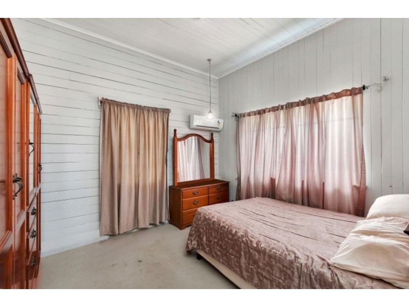 3 Little Street, Manunda QLD 4870