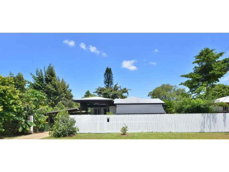204 Harvey Road, Redlynch QLD 4870