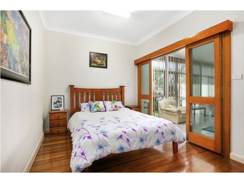 10 Card Avenue, Manunda QLD 4870