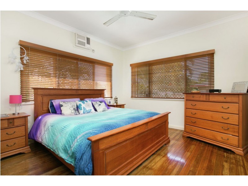 10 Card Avenue, Manunda QLD 4870