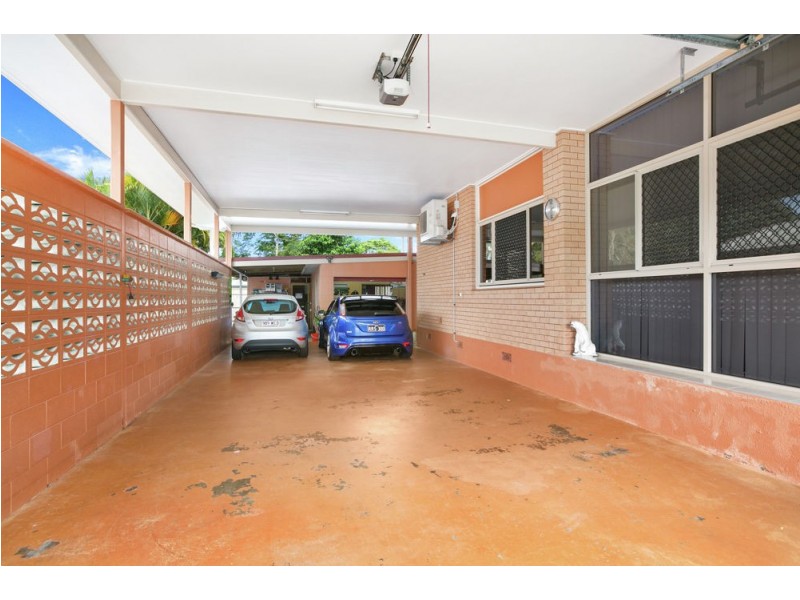 10 Card Avenue, Manunda QLD 4870