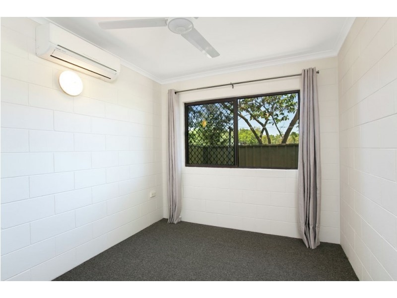 3/1-9 Joan Street, Bungalow QLD 4870