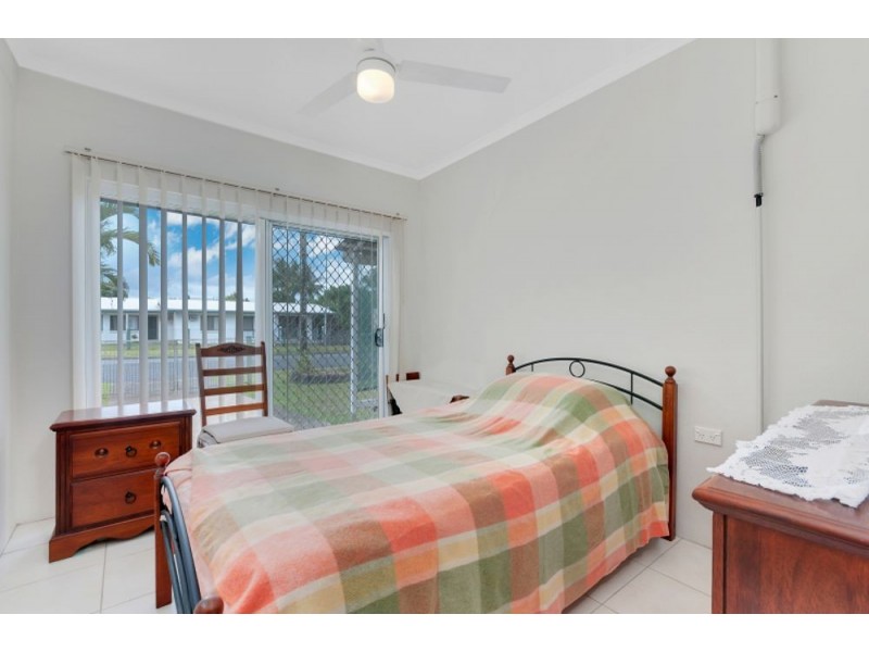 7 Swallow Street, Mooroobool QLD 4870