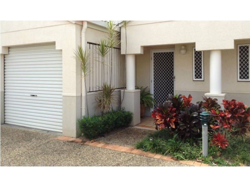 20/34-40 Lily Street, Cairns North QLD 4870