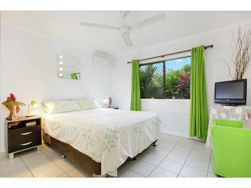 1/1-9 Joan Street, Bungalow QLD 4870