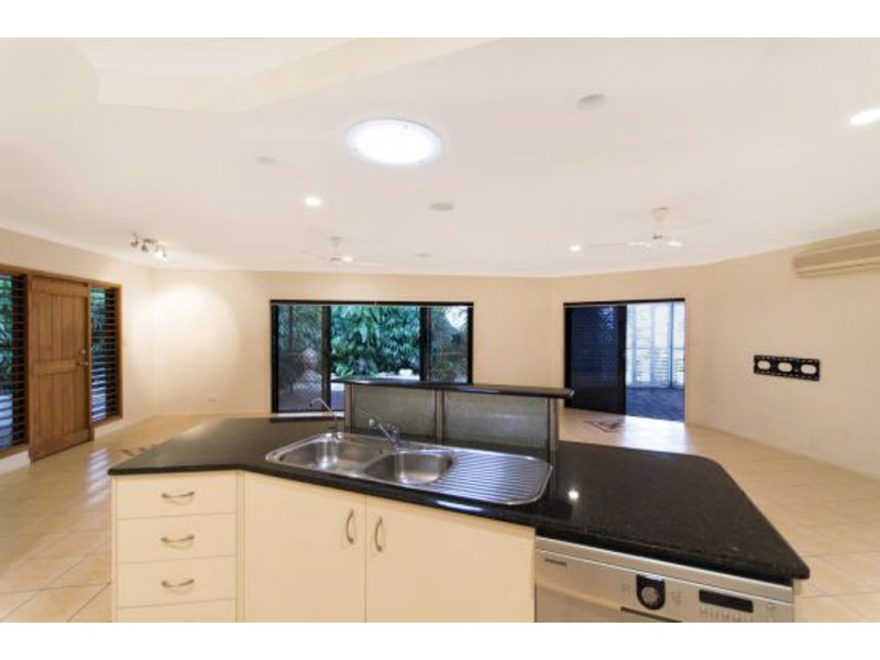 1 Red Peak Boulevard, Caravonica QLD 4878