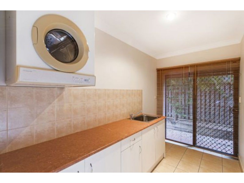 1 Red Peak Boulevard, Caravonica QLD 4878