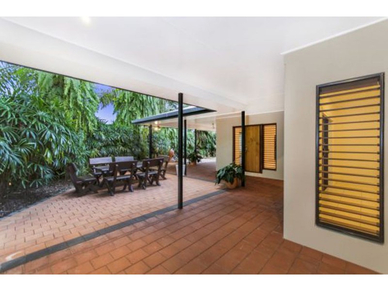 1 Red Peak Boulevard, Caravonica QLD 4878