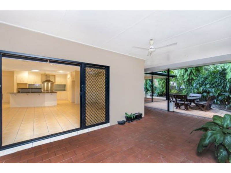 1 Red Peak Boulevard, Caravonica QLD 4878