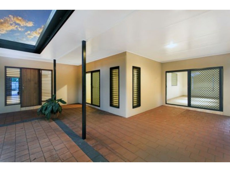 1 Red Peak Boulevard, Caravonica QLD 4878