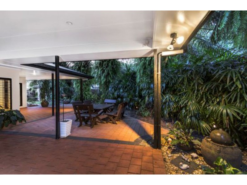 1 Red Peak Boulevard, Caravonica QLD 4878