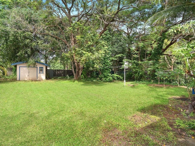 7 Miles Street, Manoora QLD 4870
