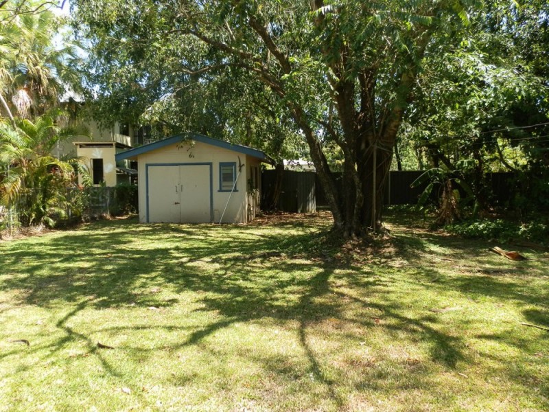 7 Miles Street, Manoora QLD 4870