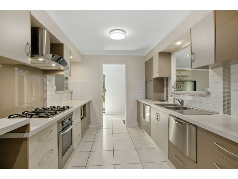 20 Dandaloo Street, Bayview Heights QLD 4868