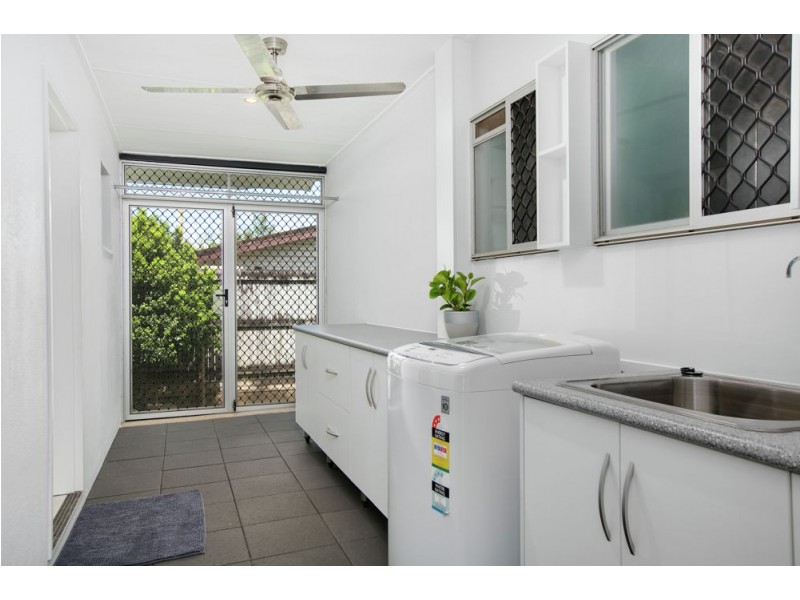 20 Dandaloo Street, Bayview Heights QLD 4868