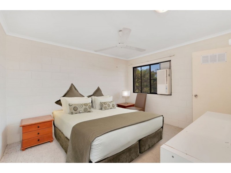 7/4 Hector Close, Westcourt QLD 4870