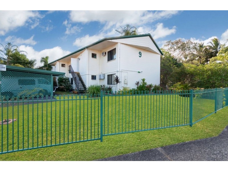 7/4 Hector Close, Westcourt QLD 4870