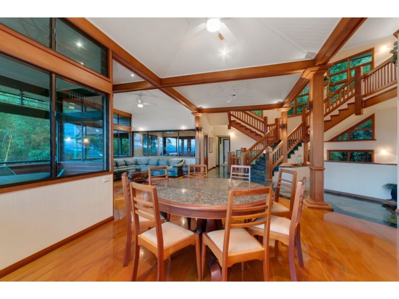2 Price Close, Edge Hill QLD 4870
