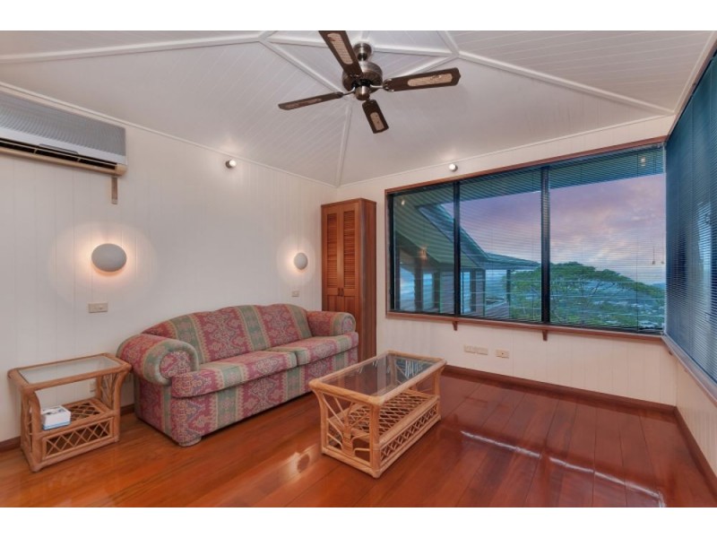 2 Price Close, Edge Hill QLD 4870