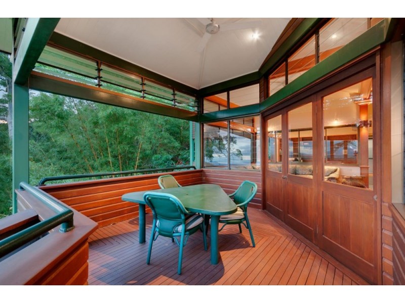 2 Price Close, Edge Hill QLD 4870