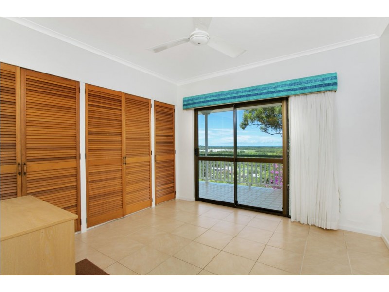 15 Bena Street, Smithfield QLD 4878