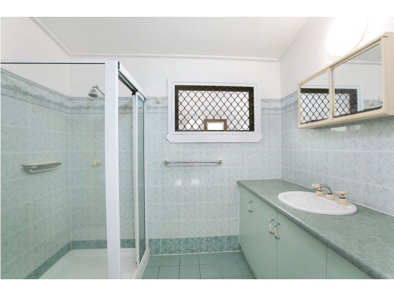 15 Simmonds Street, Gordonvale QLD 4865