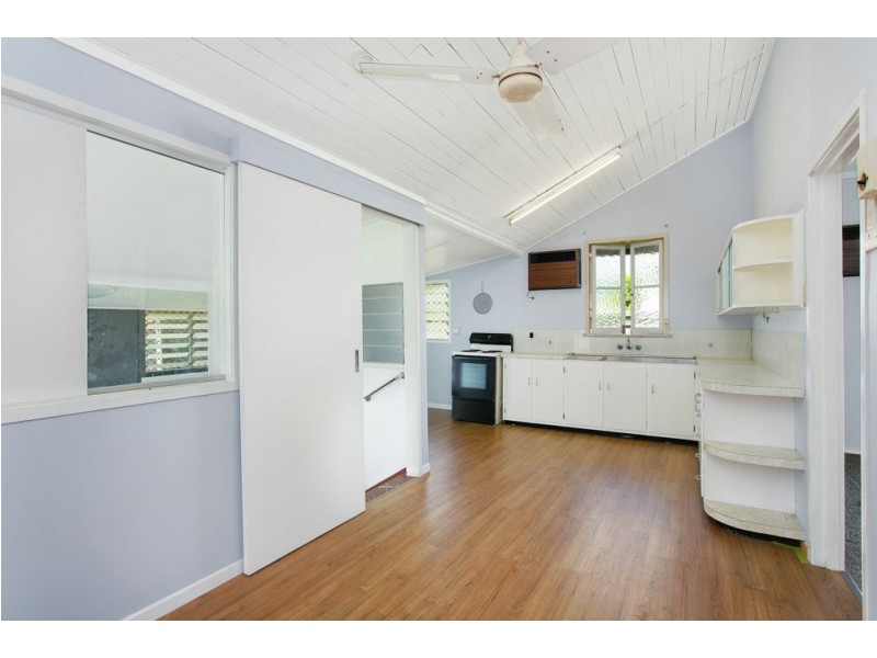 15 Simmonds Street, Gordonvale QLD 4865