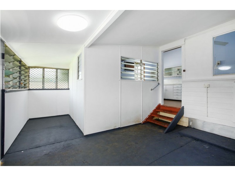 15 Simmonds Street, Gordonvale QLD 4865