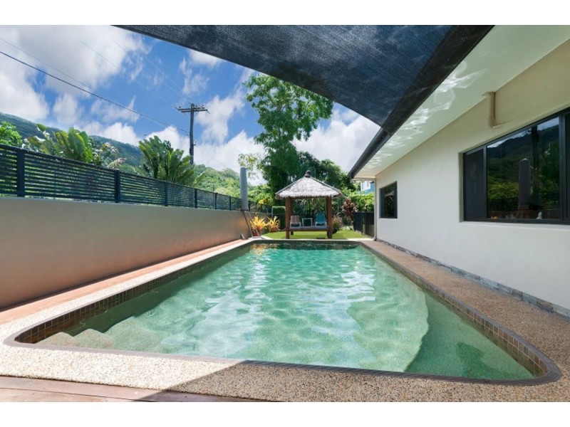 4 Stoney Creek Road, Kamerunga QLD 4870