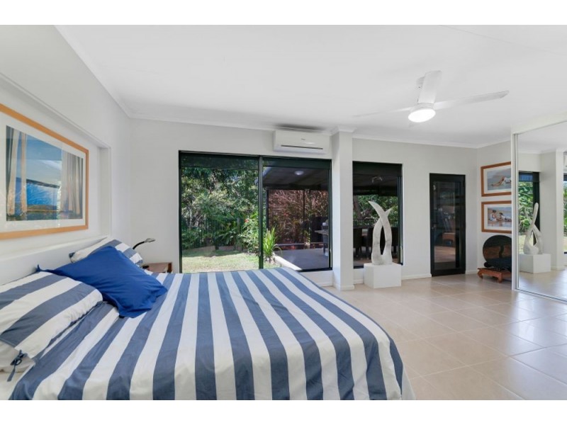 4 Stoney Creek Road, Kamerunga QLD 4870
