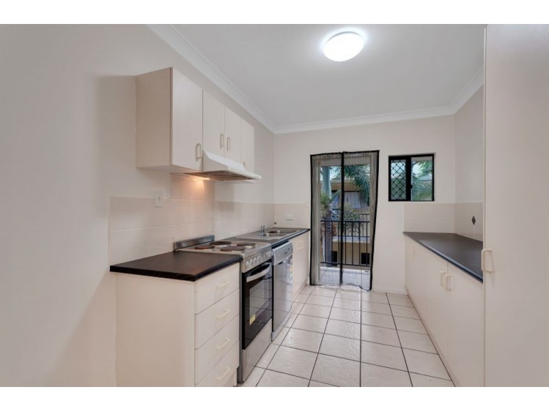 3-9 Stratford Parade, Stratford QLD 4870