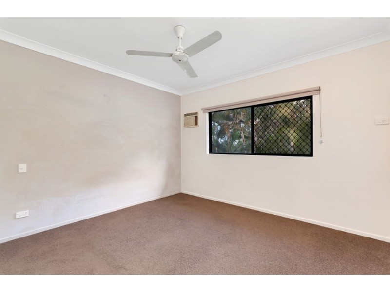 3-9 Stratford Parade, Stratford QLD 4870