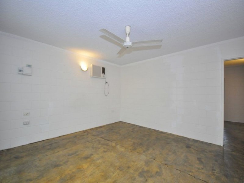 1/178 Martyn Street, Manunda QLD 4870