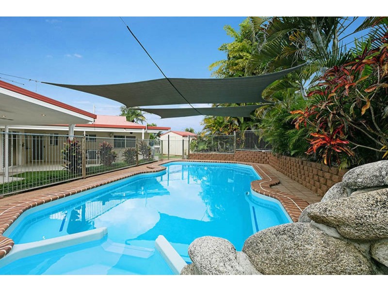 6 Clohesy Court, Kanimbla QLD 4870