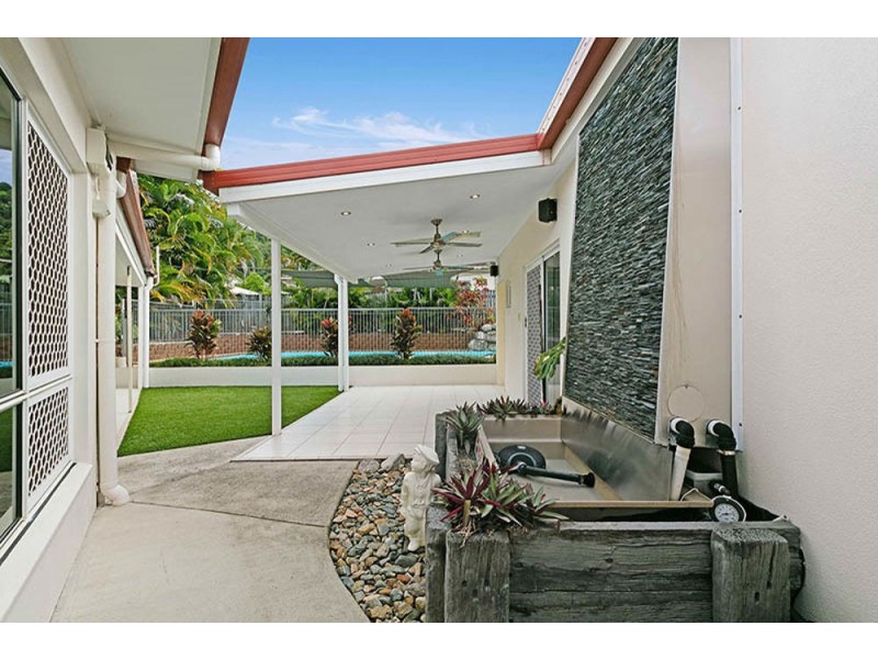 6 Clohesy Court, Kanimbla QLD 4870