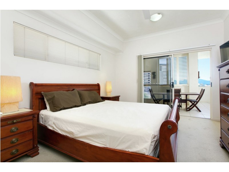 13/79 Spence Street, Cairns City QLD 4870