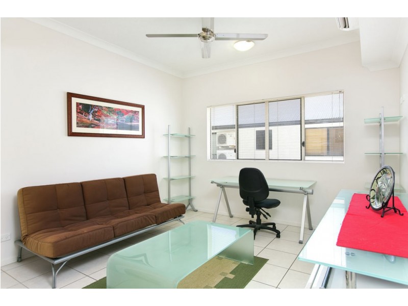 13/79 Spence Street, Cairns City QLD 4870