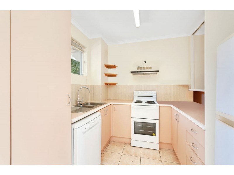 119/241 Coral Coast Drive, Palm Cove QLD 4879