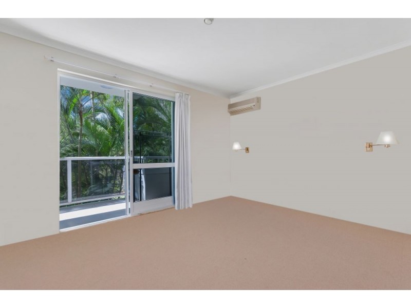 119/241 Coral Coast Drive, Palm Cove QLD 4879