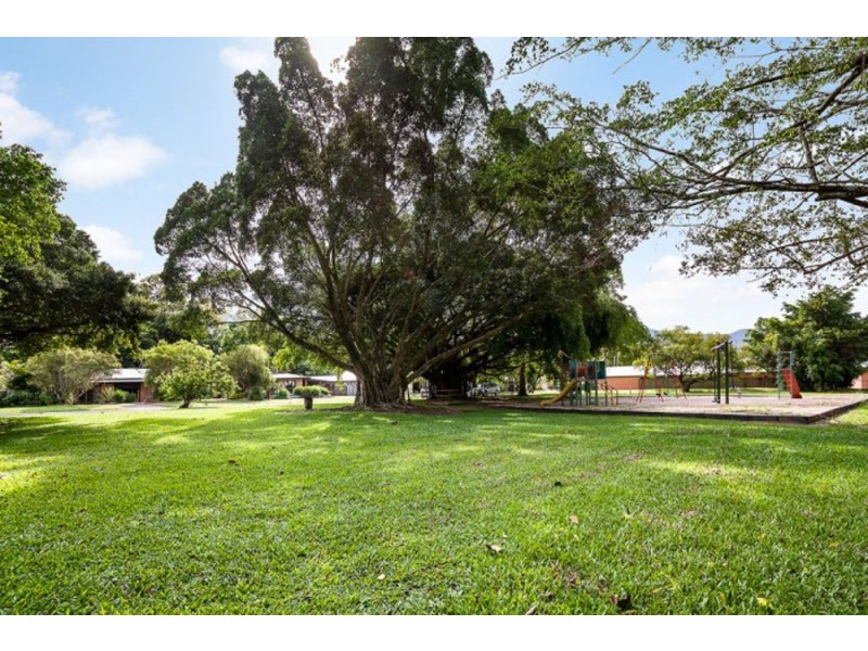 17 Simon Street, Freshwater QLD 4870