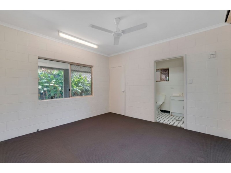 1 Neptune Court, Mount Sheridan QLD 4868