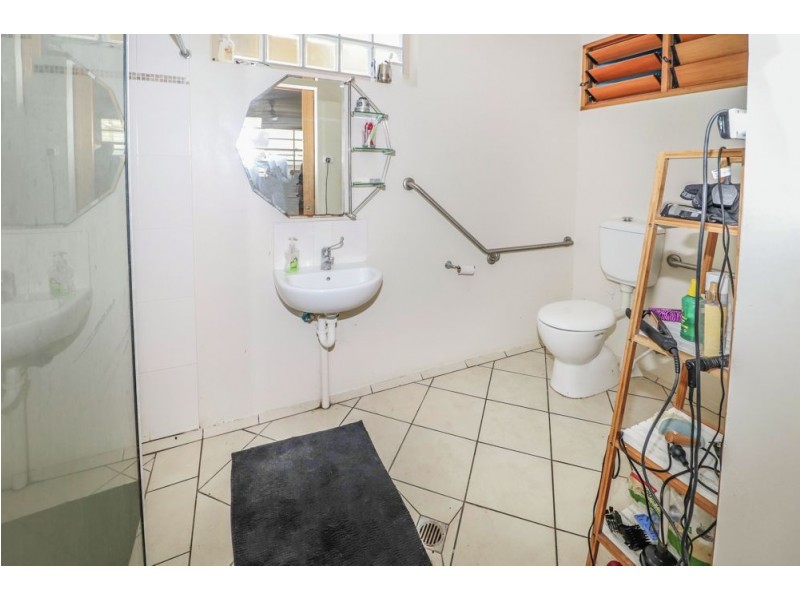 20 Loeven Street, Parramatta Park QLD 4870