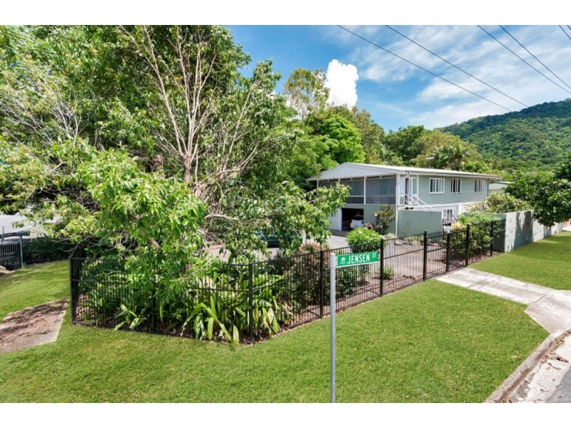 161-163 Jensen Street, Whitfield QLD 4870