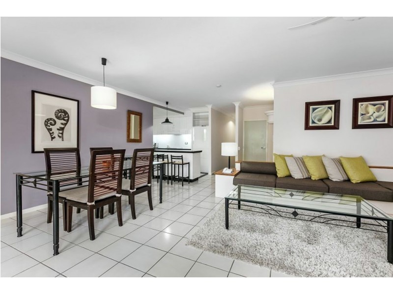 45/9 Veivers Road, Palm Cove QLD 4879