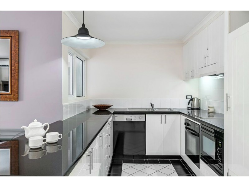 45/9 Veivers Road, Palm Cove QLD 4879