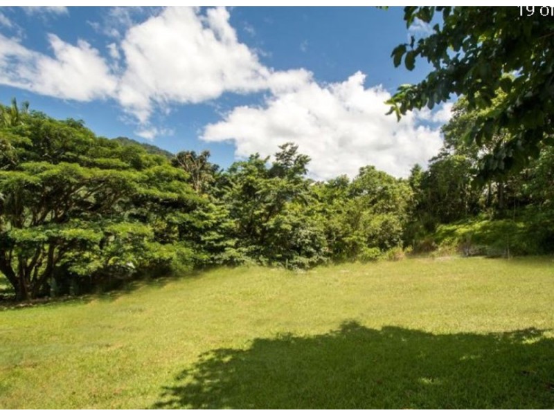 9 Mount William Close, Redlynch QLD 4870