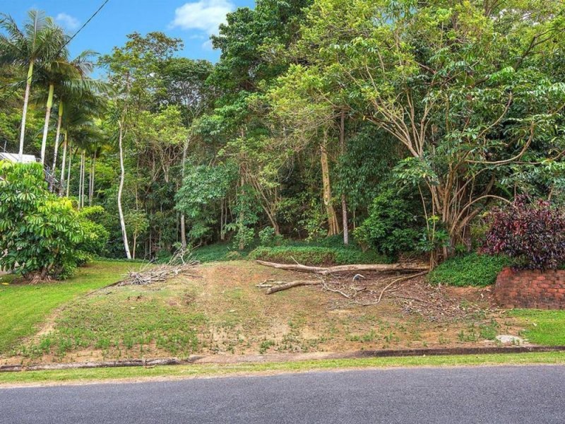 116 Nolan Street, Whitfield QLD 4870